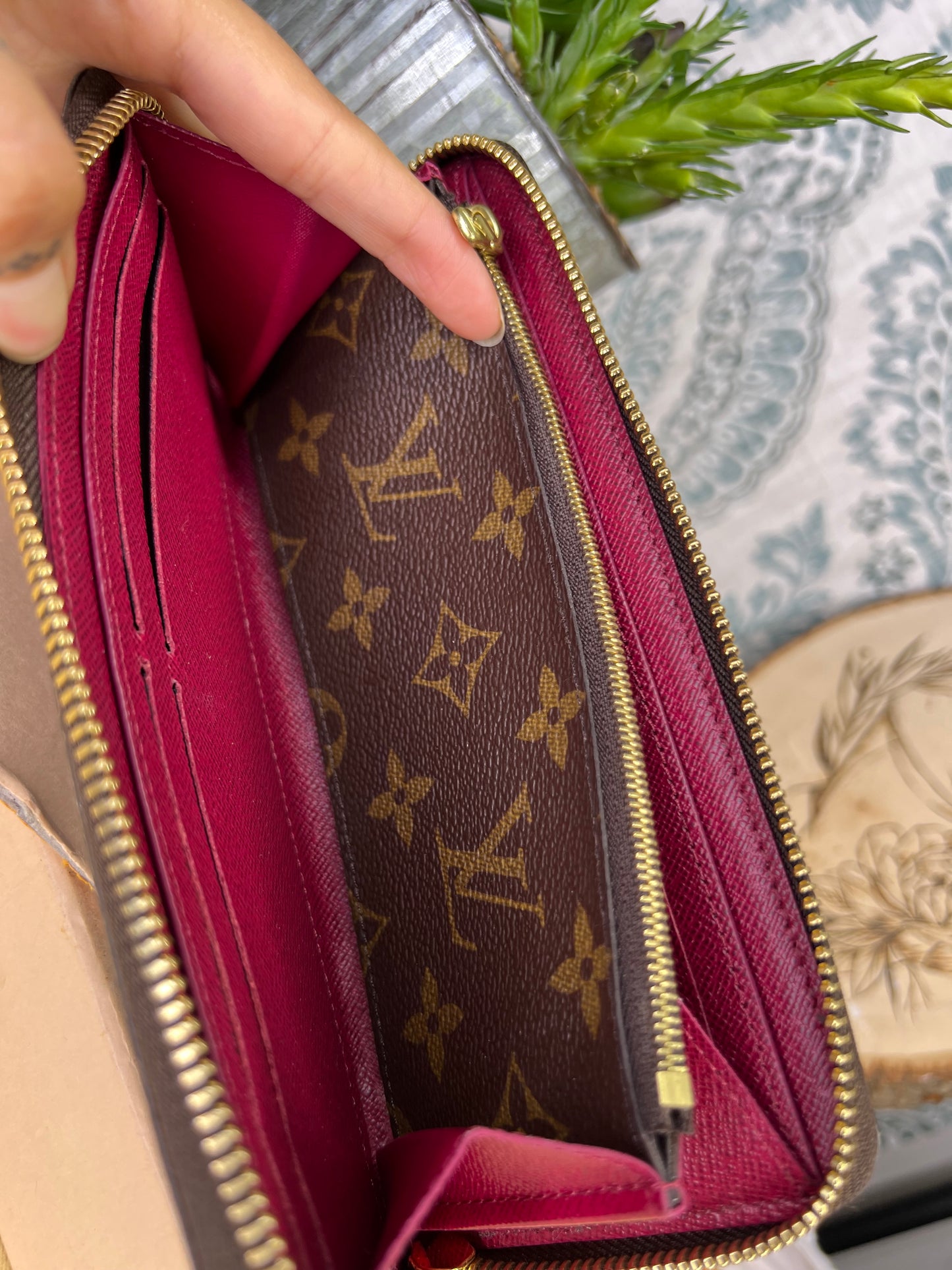 Louis Vuitton Fuschia Clemence Wallet