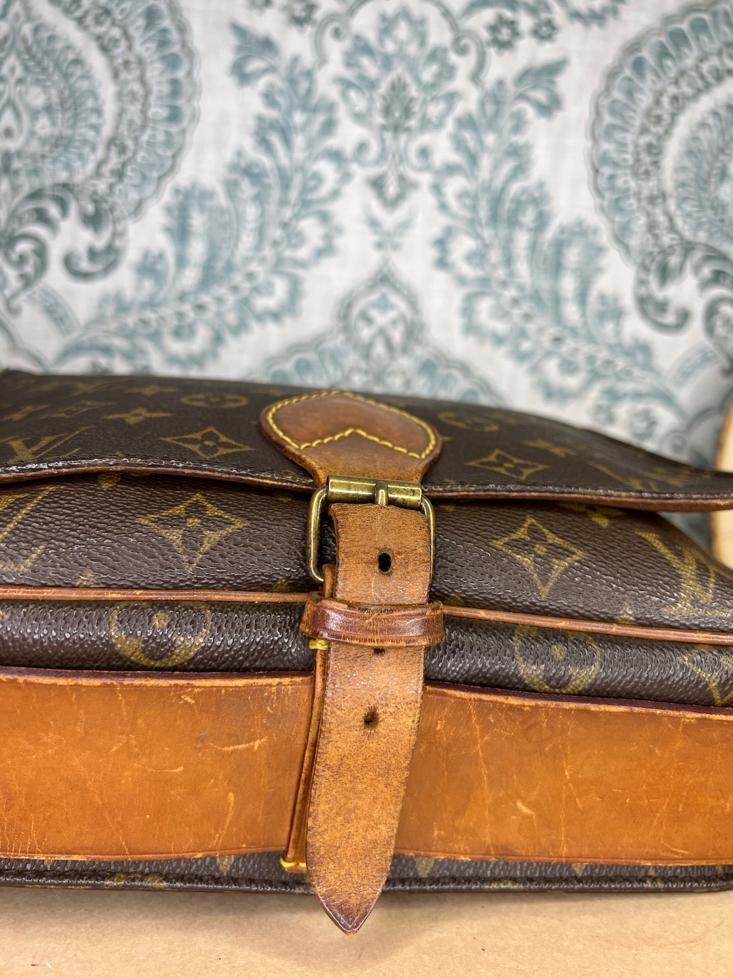 Louis Vuitton Cartouchiere GM