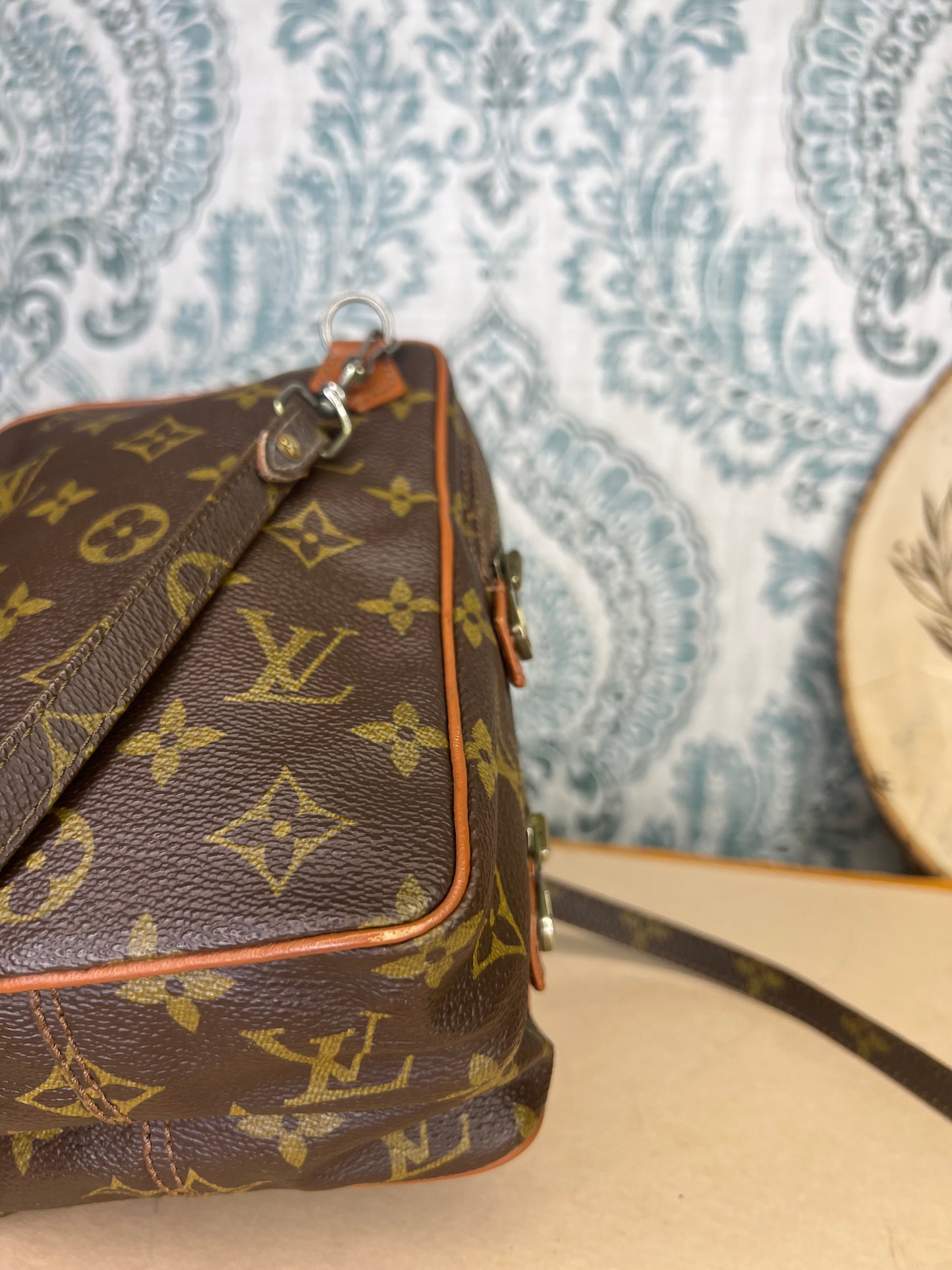 Louis Vuitton Vintage Amazone