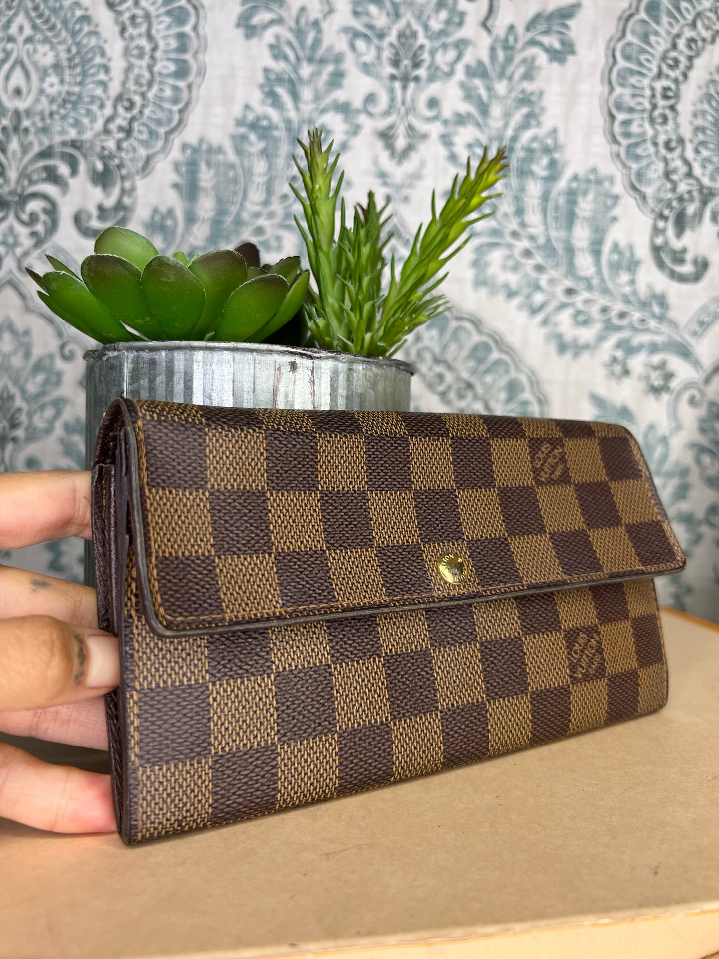 Louis Vuitton Sarah Damier Ebene Wallet