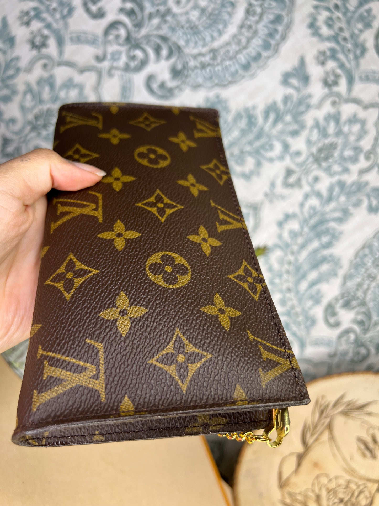 Louis Vuitton Monogram Bucket GM Pochette