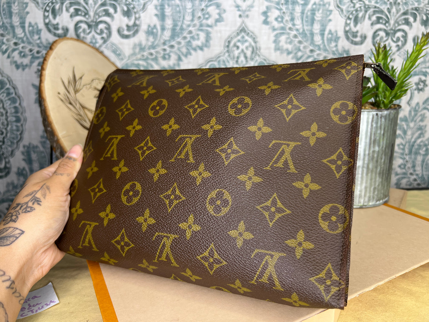 Monogram Toiletry 26