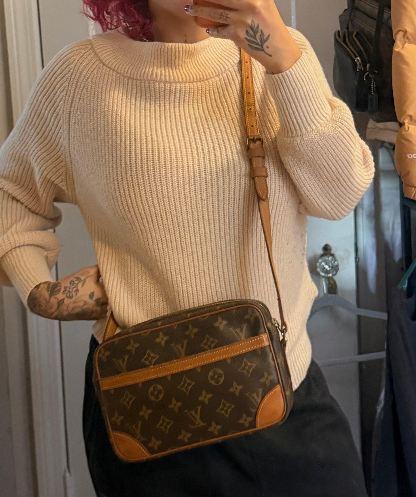 Louis Vuitton Trocadero 23