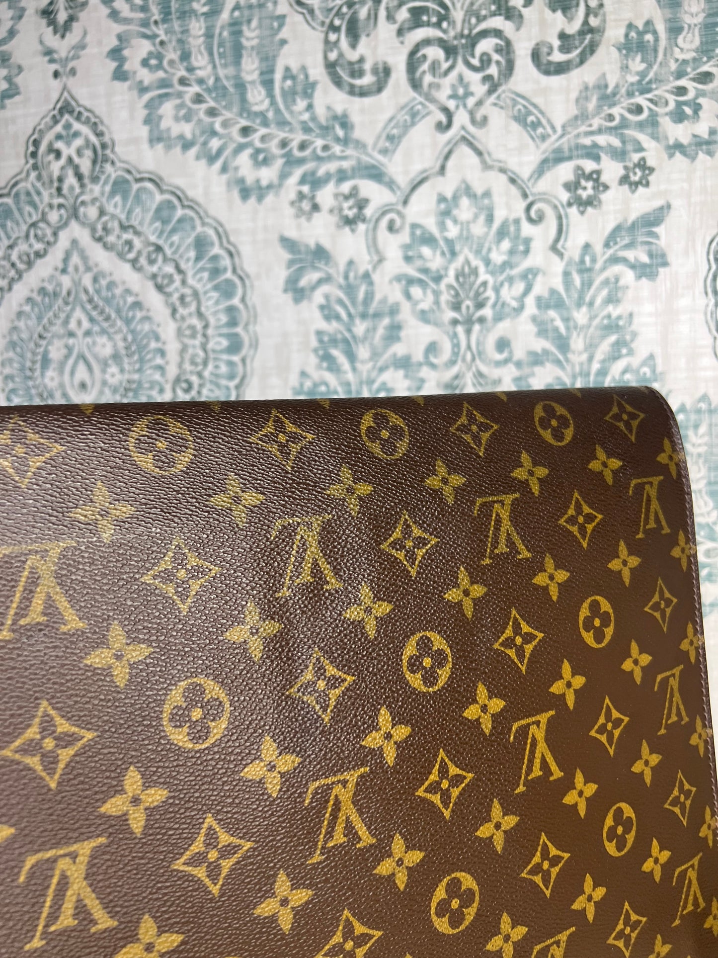 Louis Vuitton Ministre Document Case