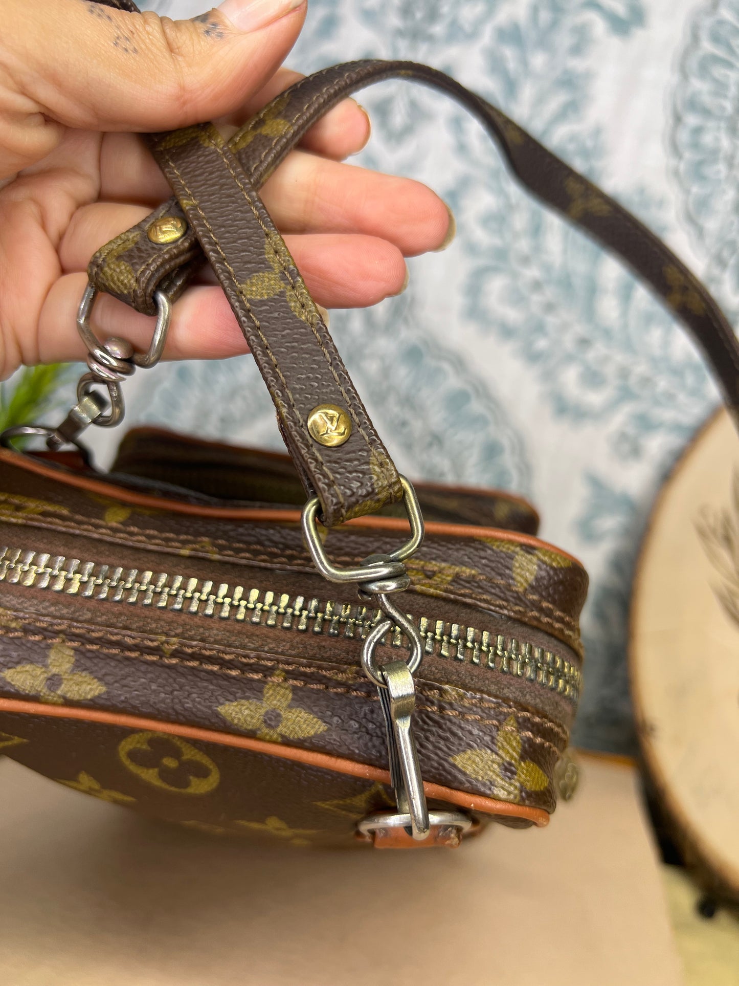 Louis Vuitton Vintage Amazone