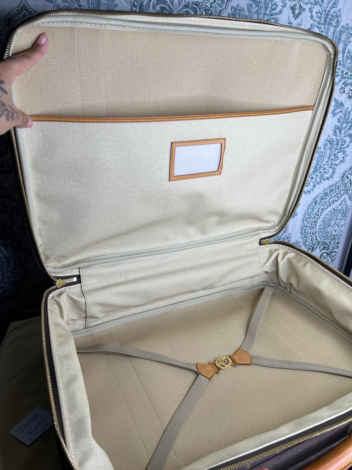 Satellite 53 Suit Case
