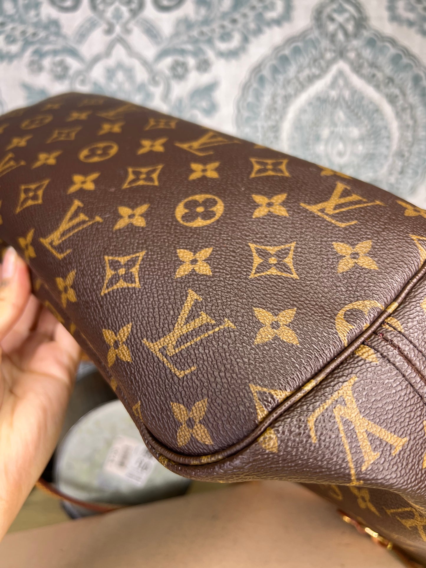 Neverfull MM Cherry Red