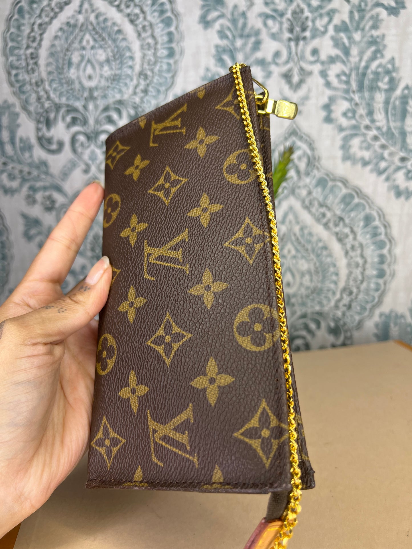 Louis Vuitton Monogram Bucket GM Pochette