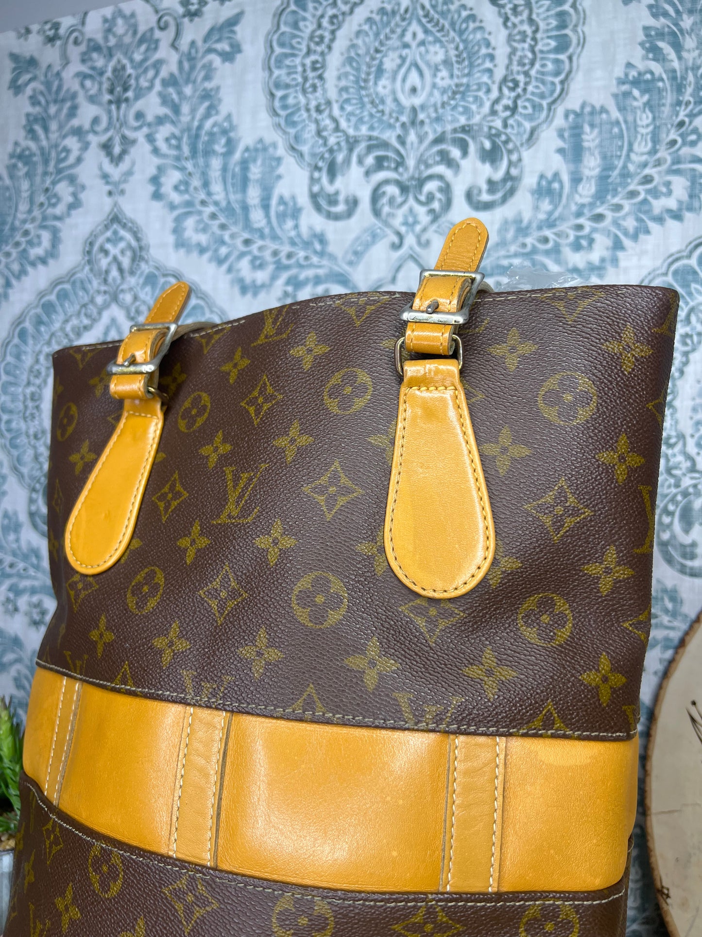 Louis Vuitton French Company Bucket GM