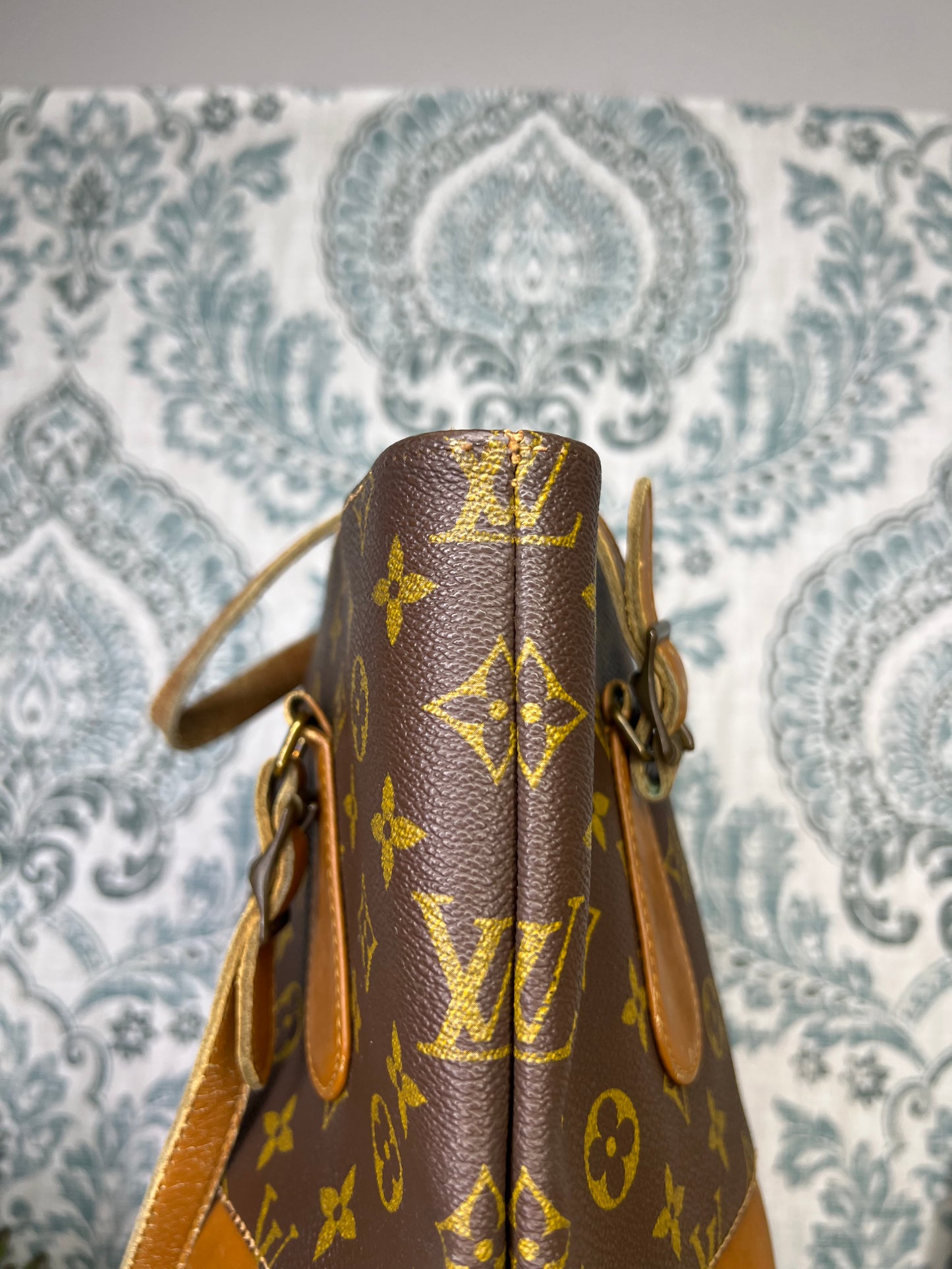 Louis Vuitton French Company Bucket GM