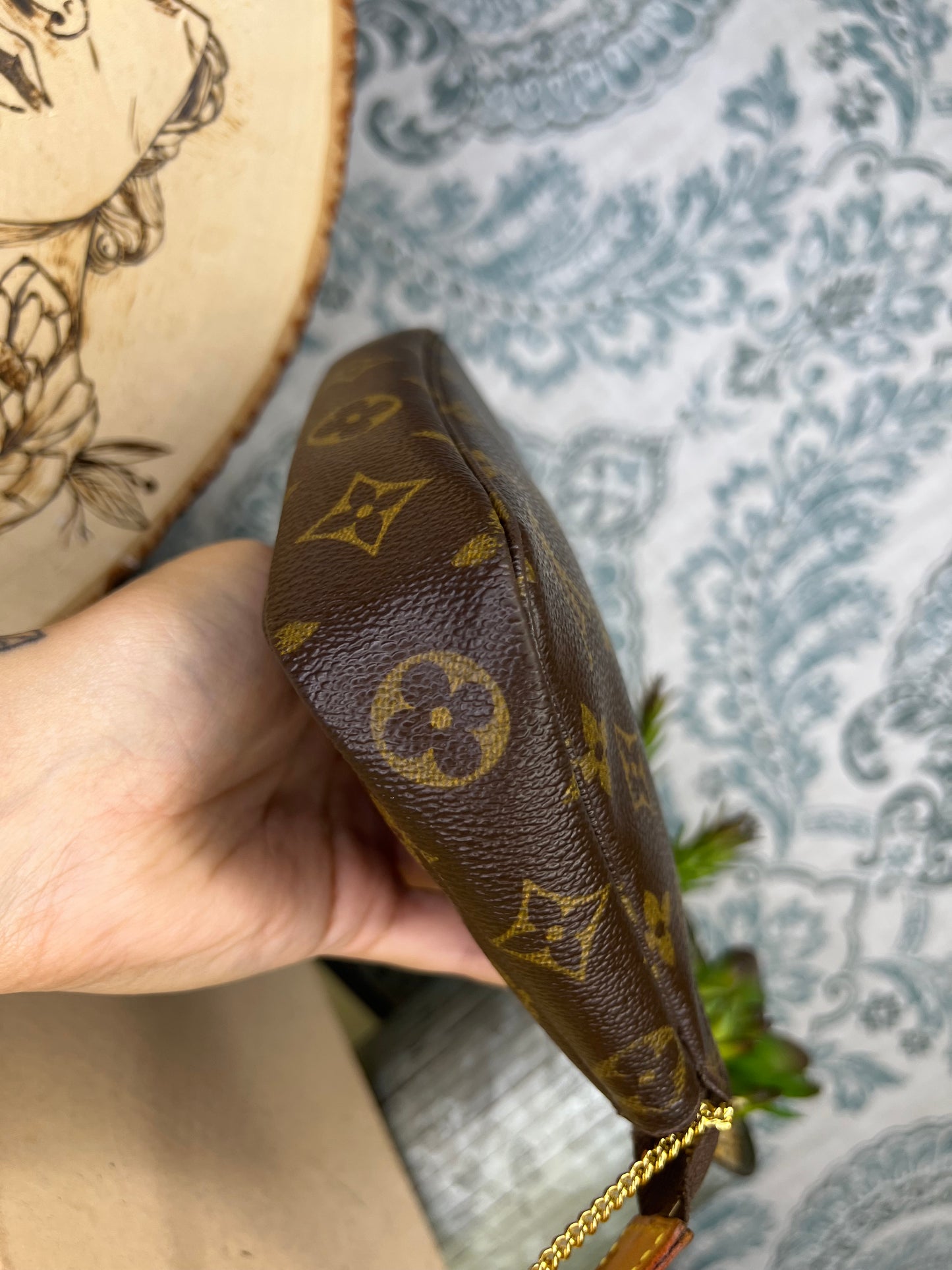 Pochette Accessories