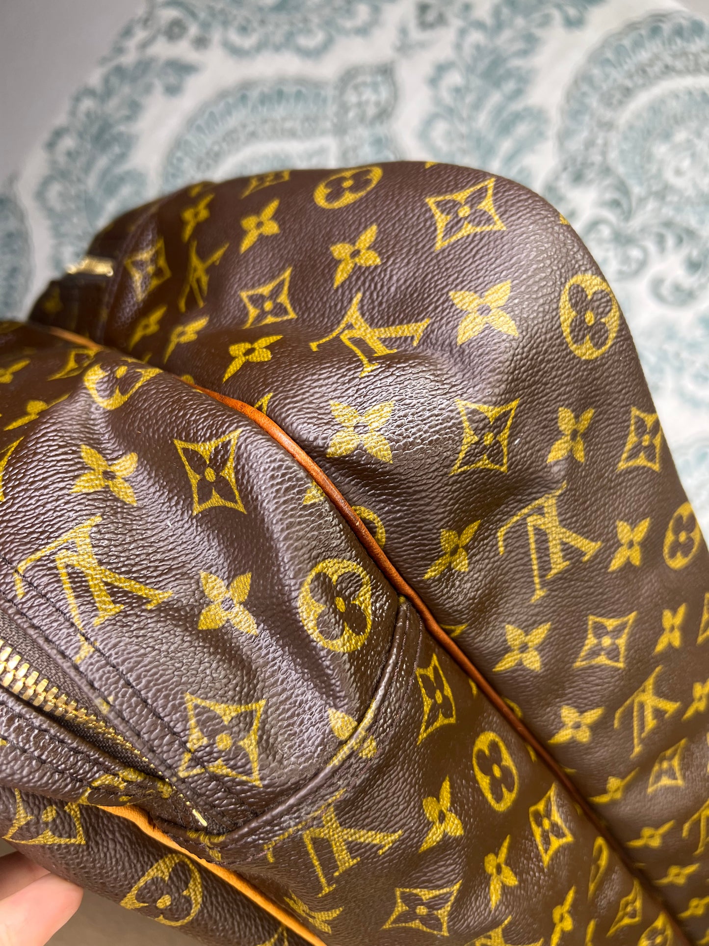 Louis Vuitton Alize 24