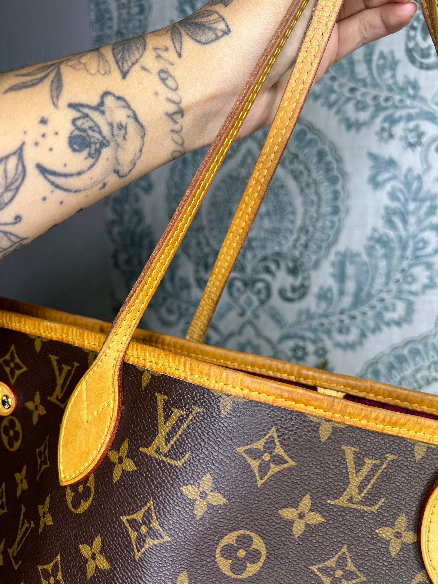 Louis Vuitton Neverfull Pivoine