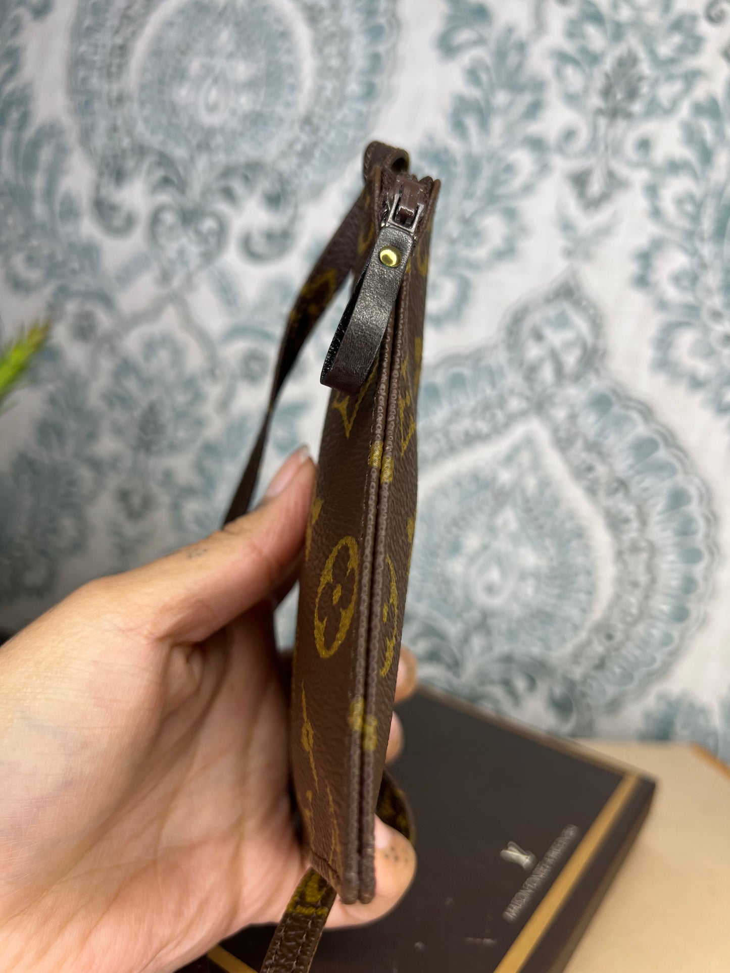 Louis Vuitton Pochette Secret