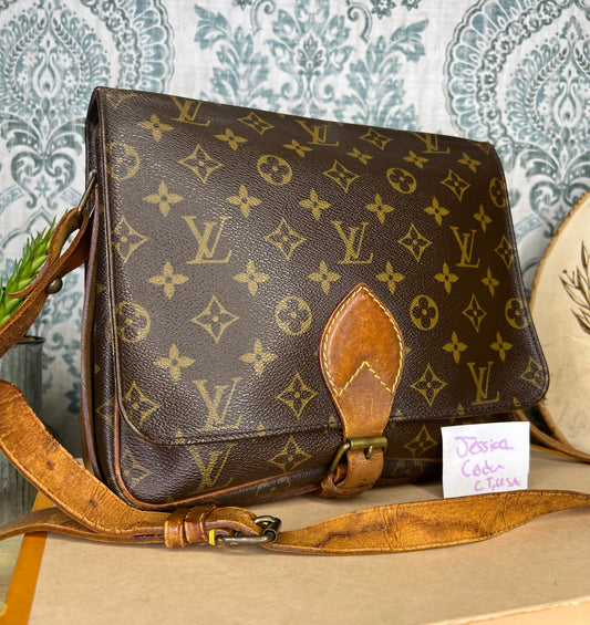 Louis Vuitton Cartouchiere GM