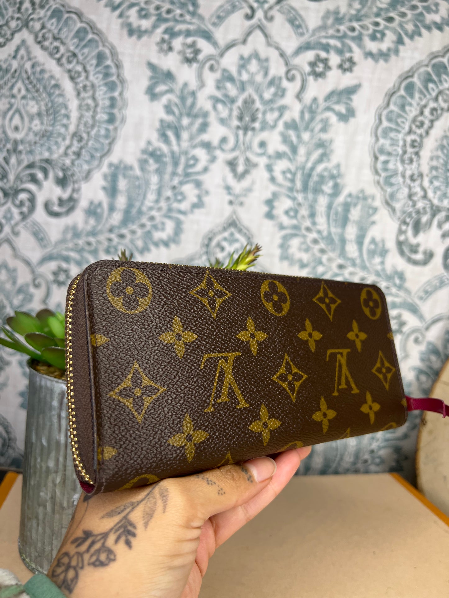 Louis Vuitton Fuschia Clemence Wallet