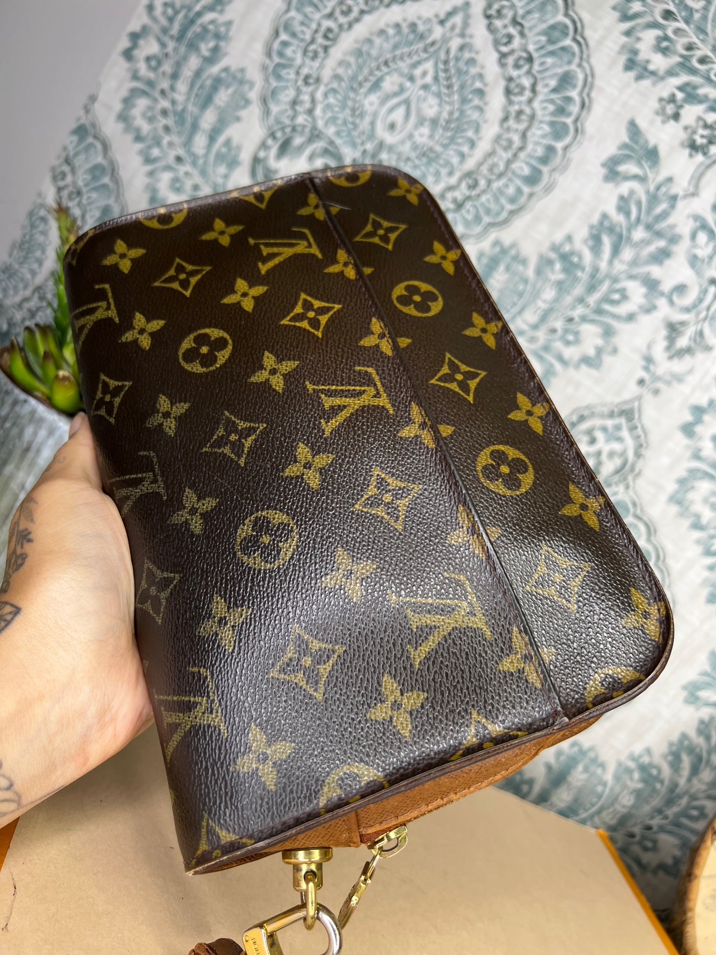 Louis Vuitton Orsay Clutch