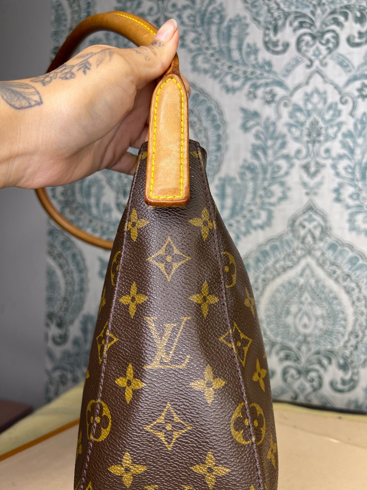 Louis Vuitton Looping MM