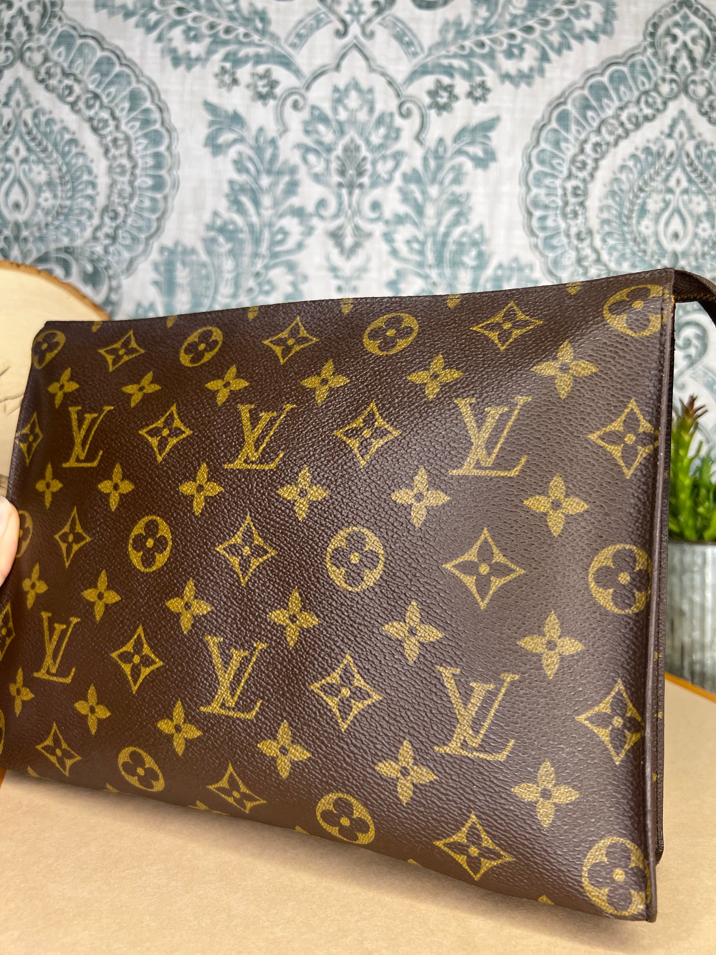 Monogram Toiletry 26