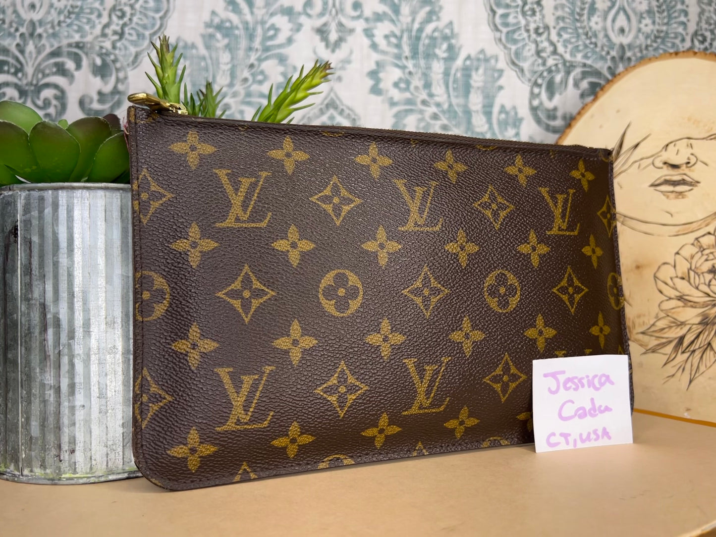Louis Vuitton Neverfull Pouch Pivoine
