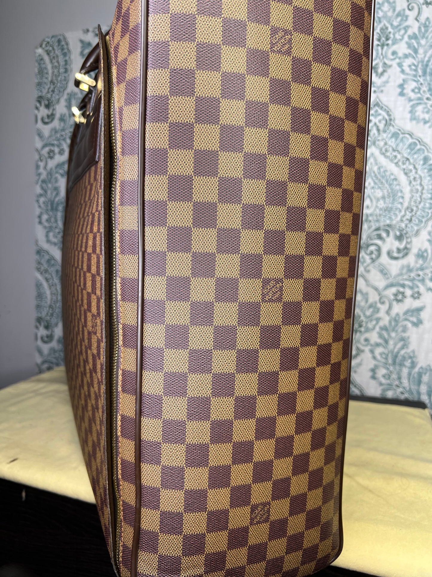 Nolita GM Luggage Case