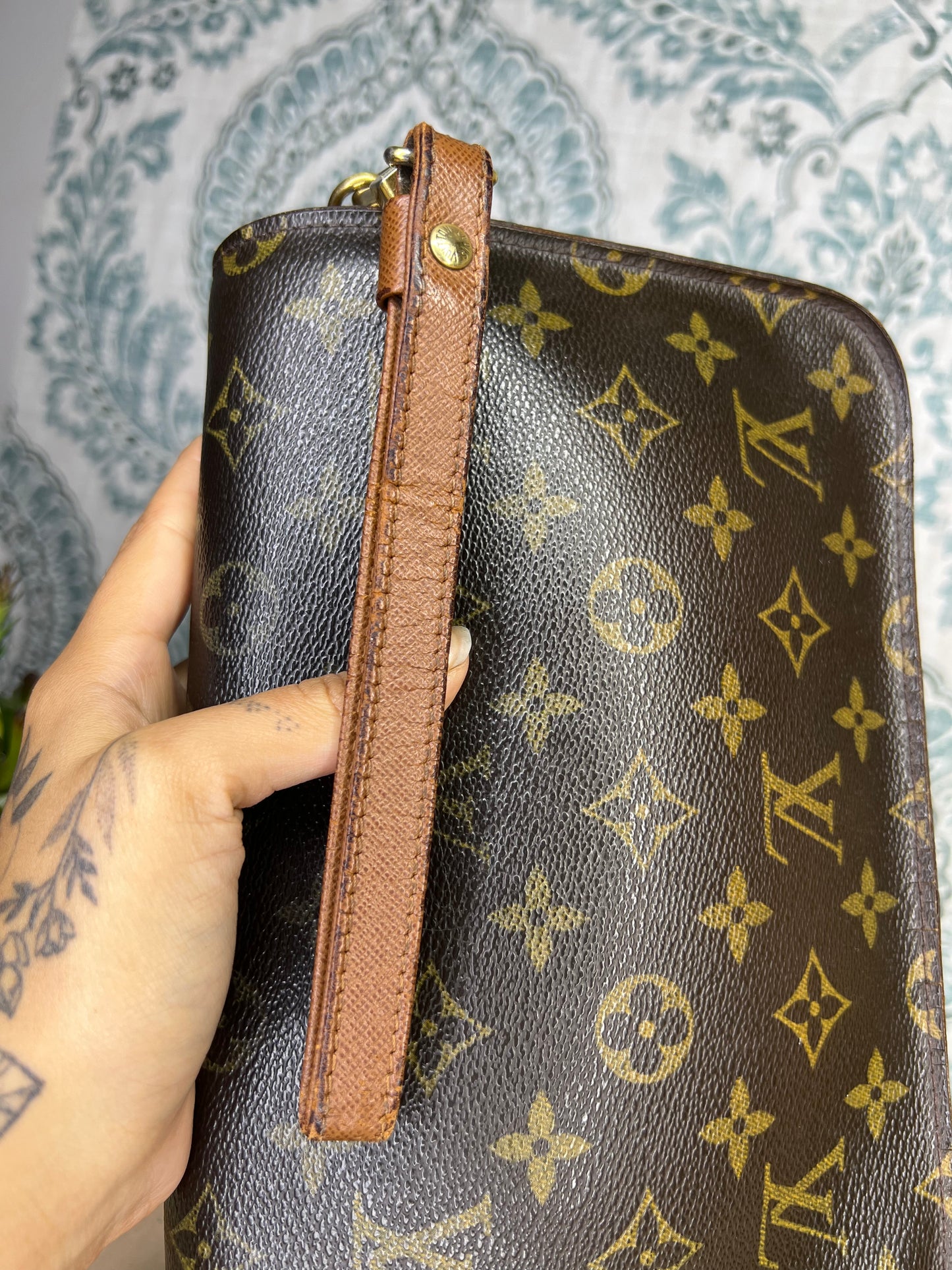 Louis Vuitton Orsay Clutch