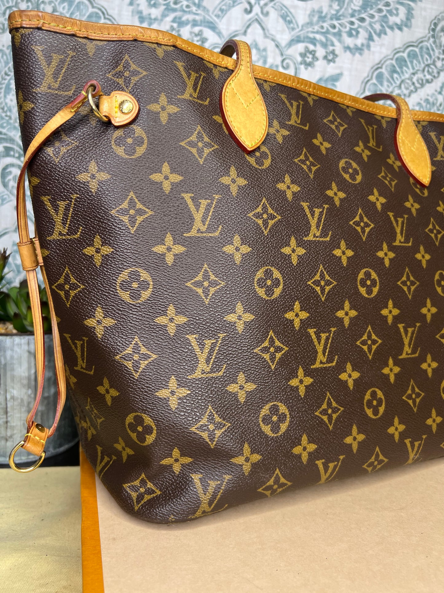 Louis Vuitton Neverfull MM