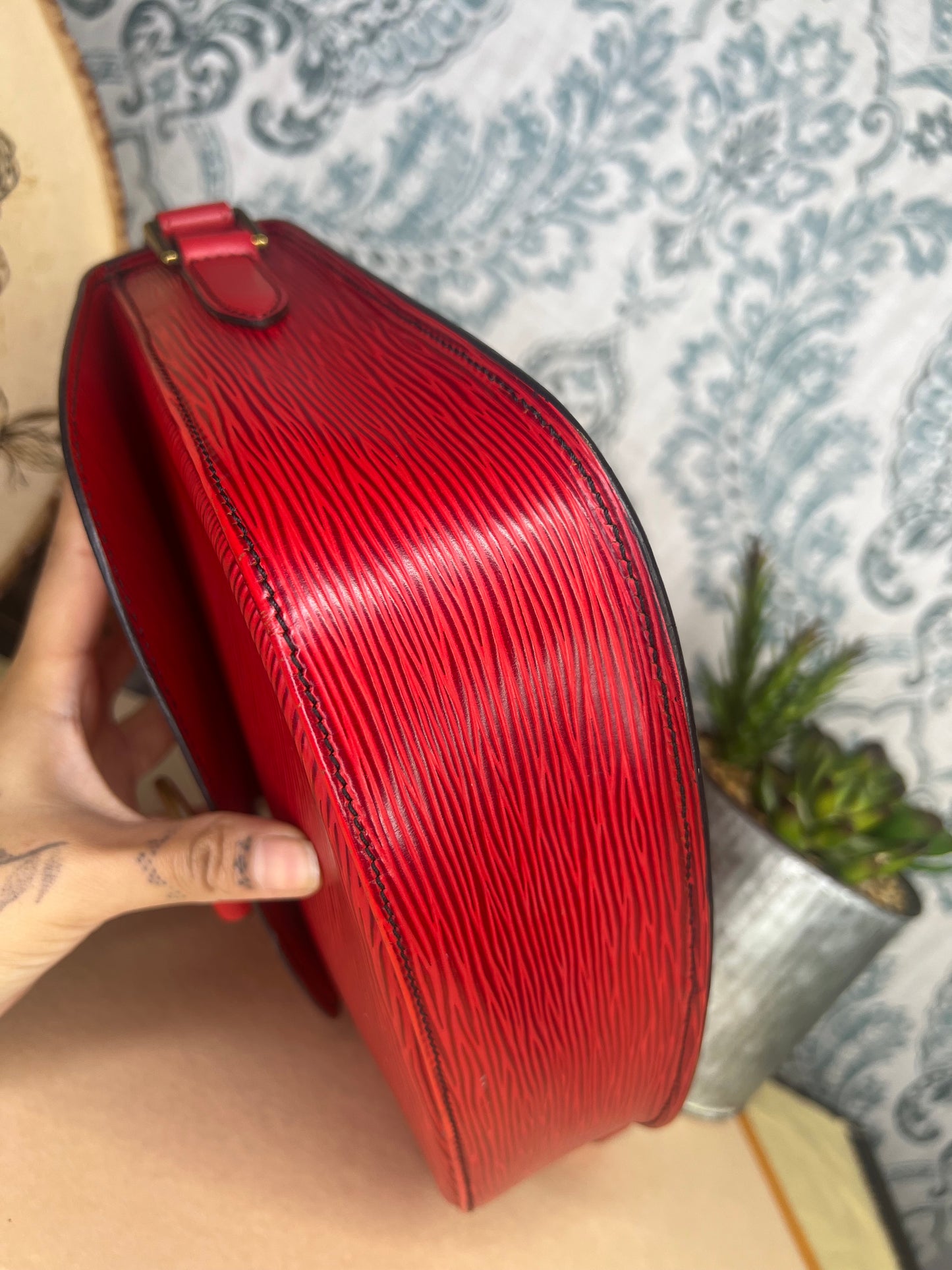 Saint Cloud GM Red Epi