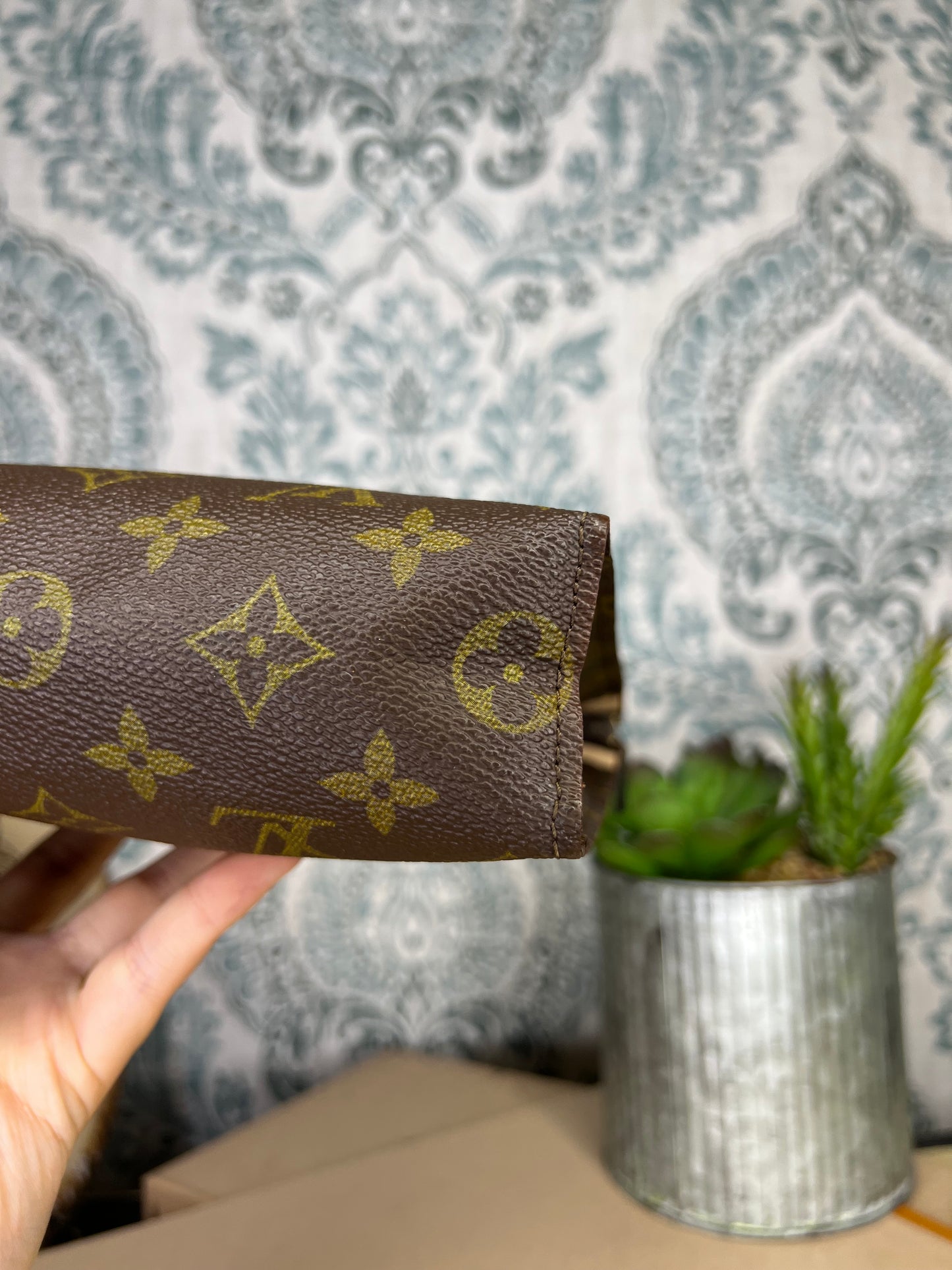 Monogram Toiletry 26