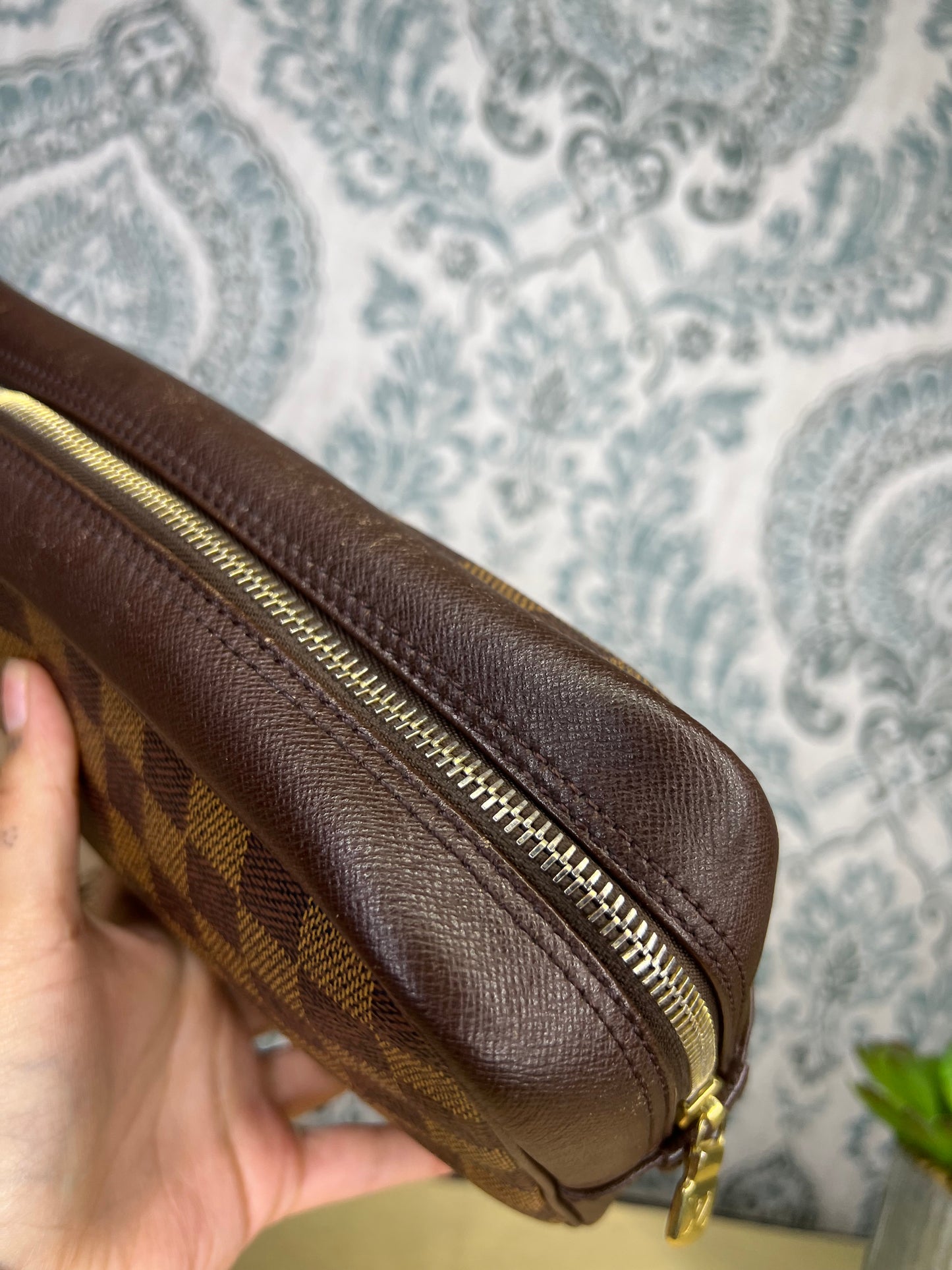 Damier Ebene Trousse Pouch