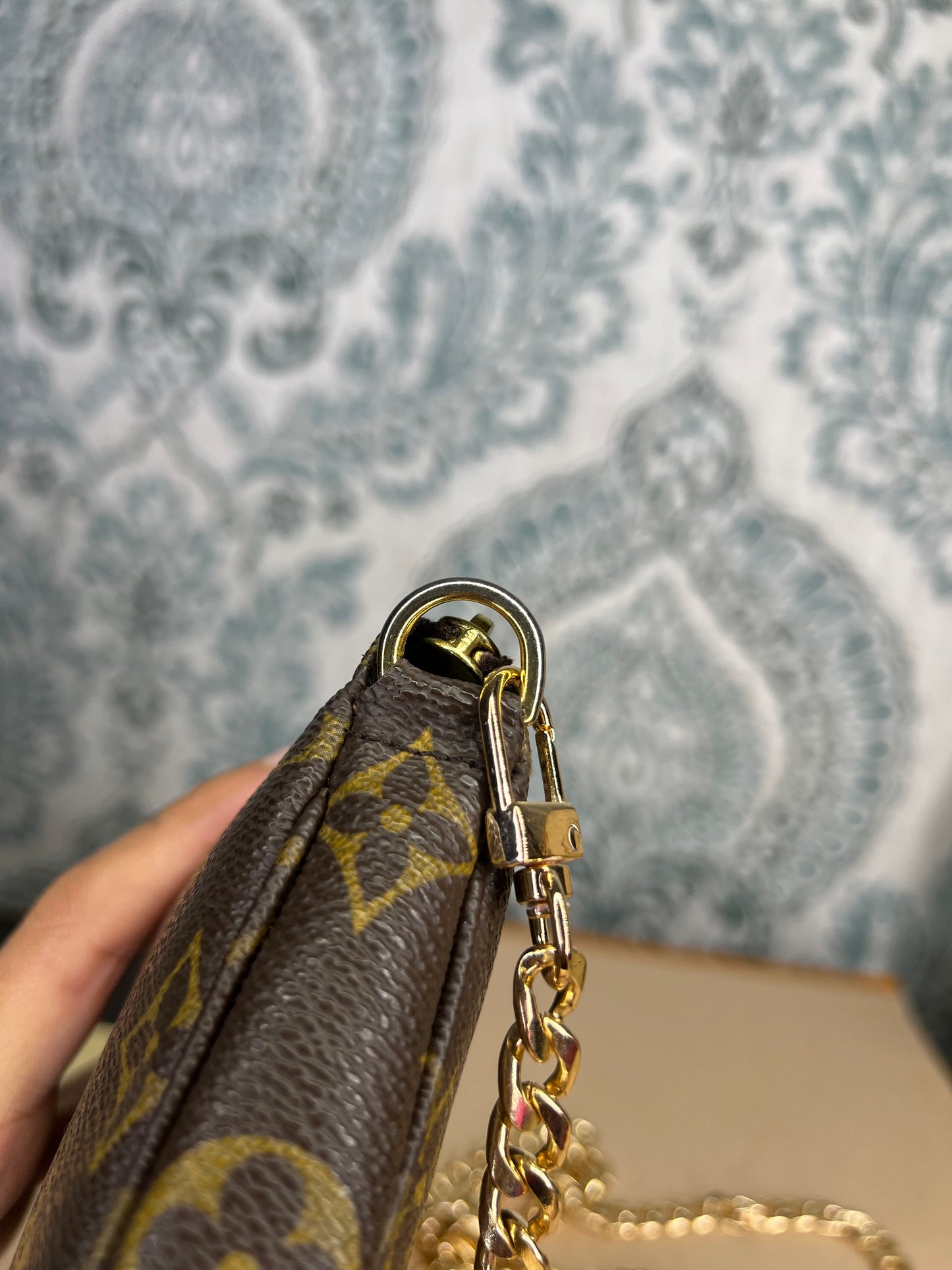 Louis Vuitton Bucket Pochette #1