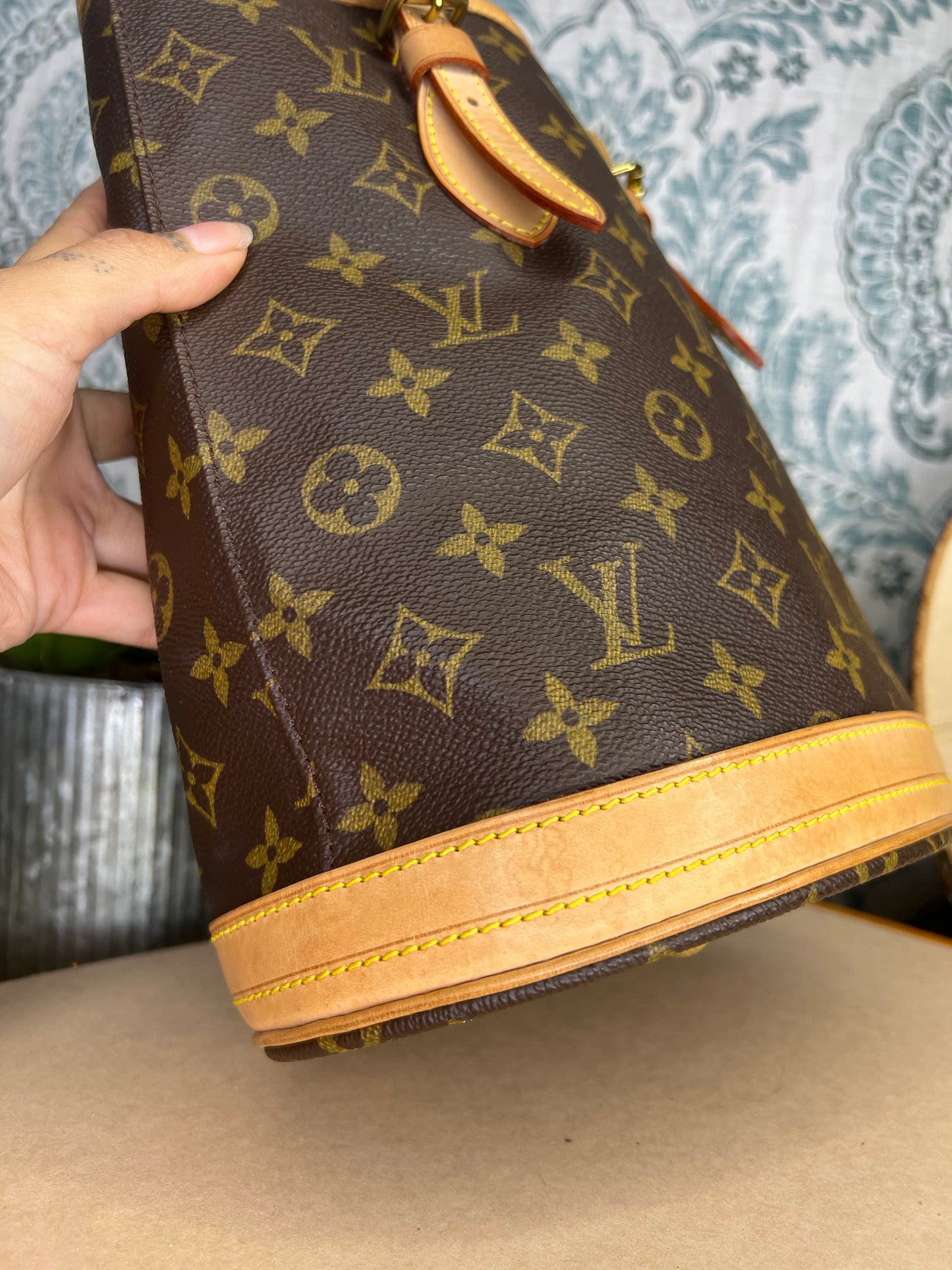 Louis Vuitton Bucket PM