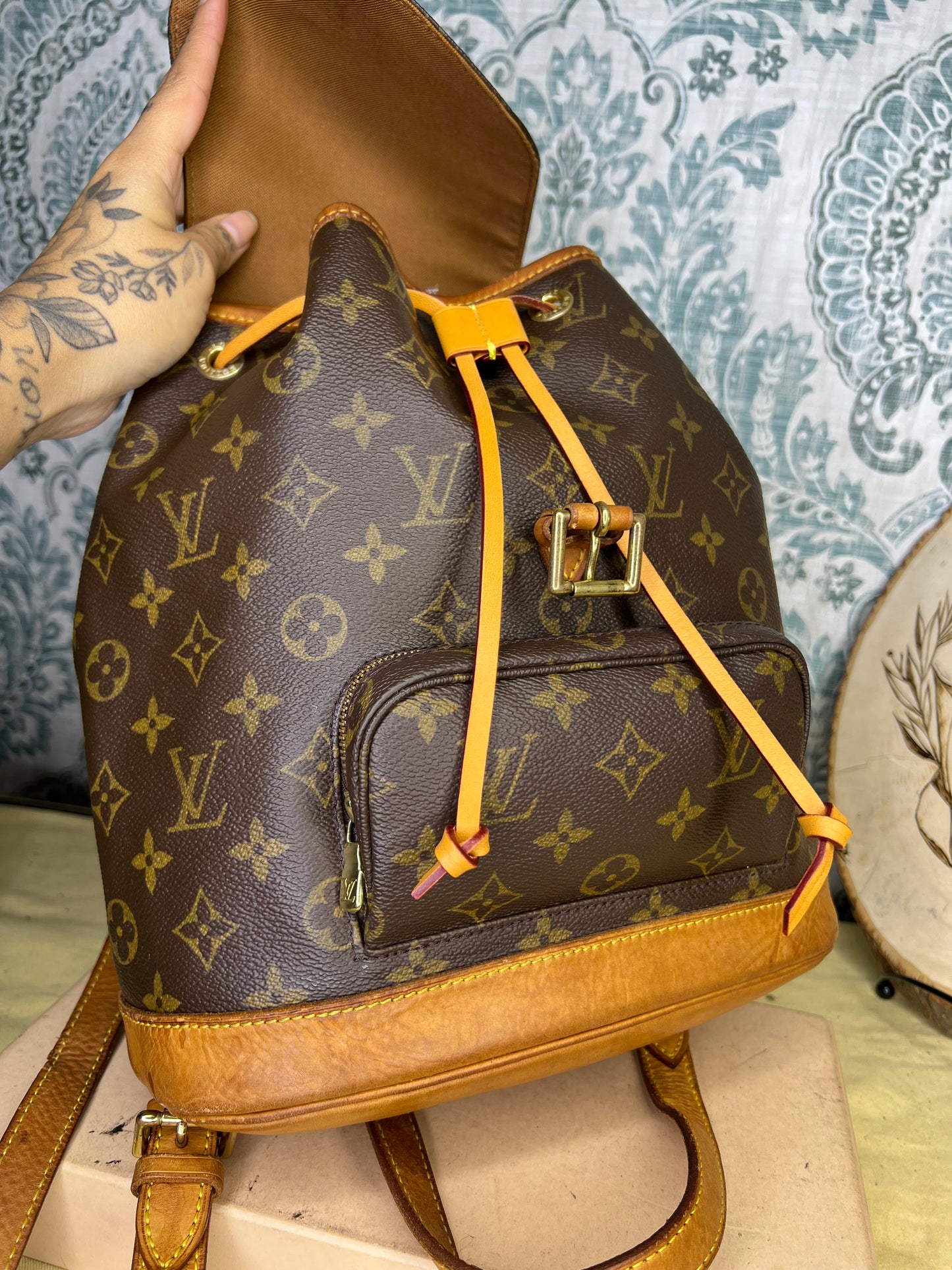 Louis Vuitton Montsouris MM #2