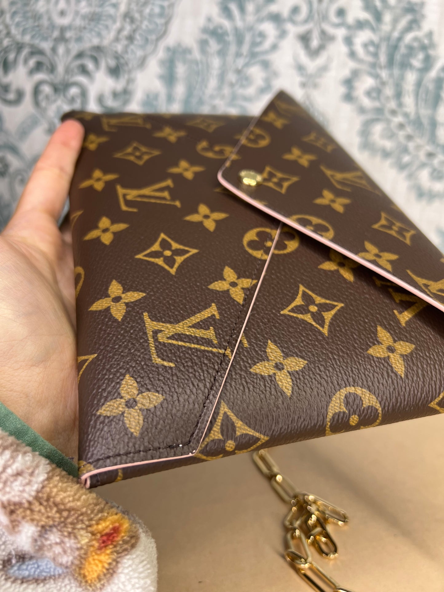Louis Vuitton Large Kirigami Pochette