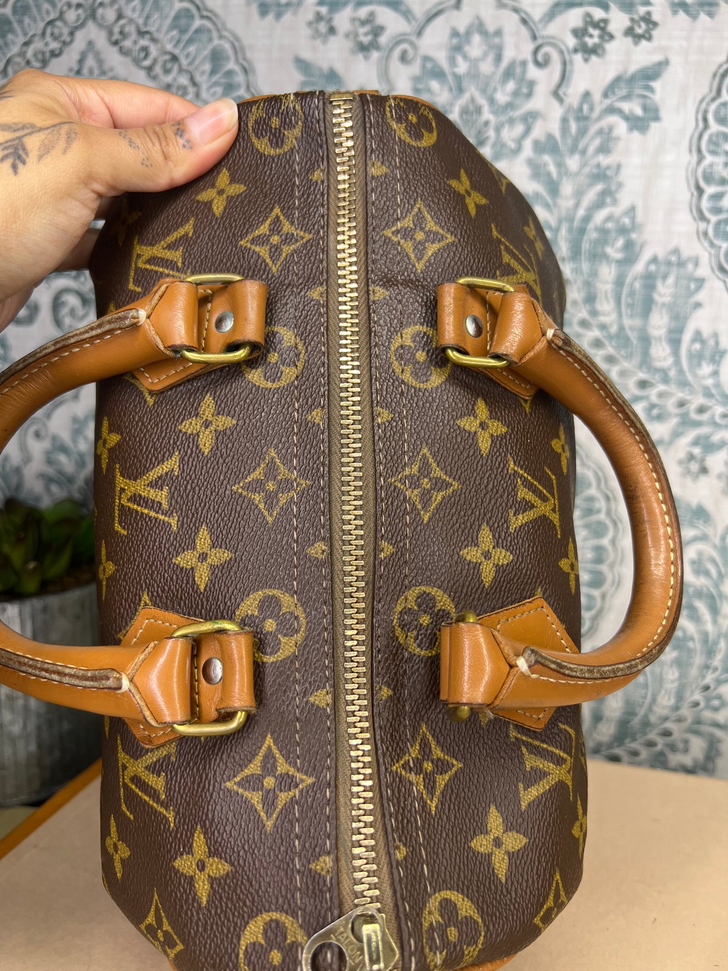 Louis Vuitton French Company Speedy 25