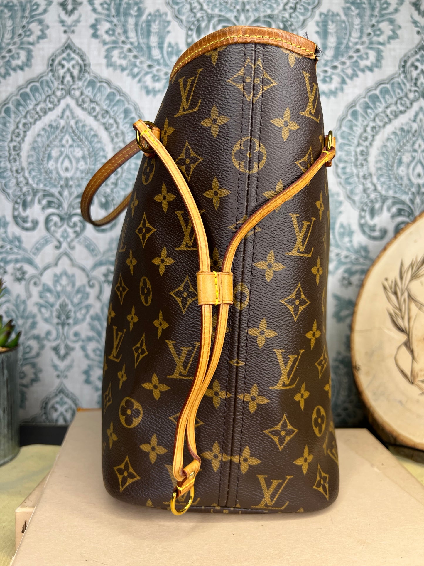 Louis Vuitton Neverfull MM Rose Ballerine
