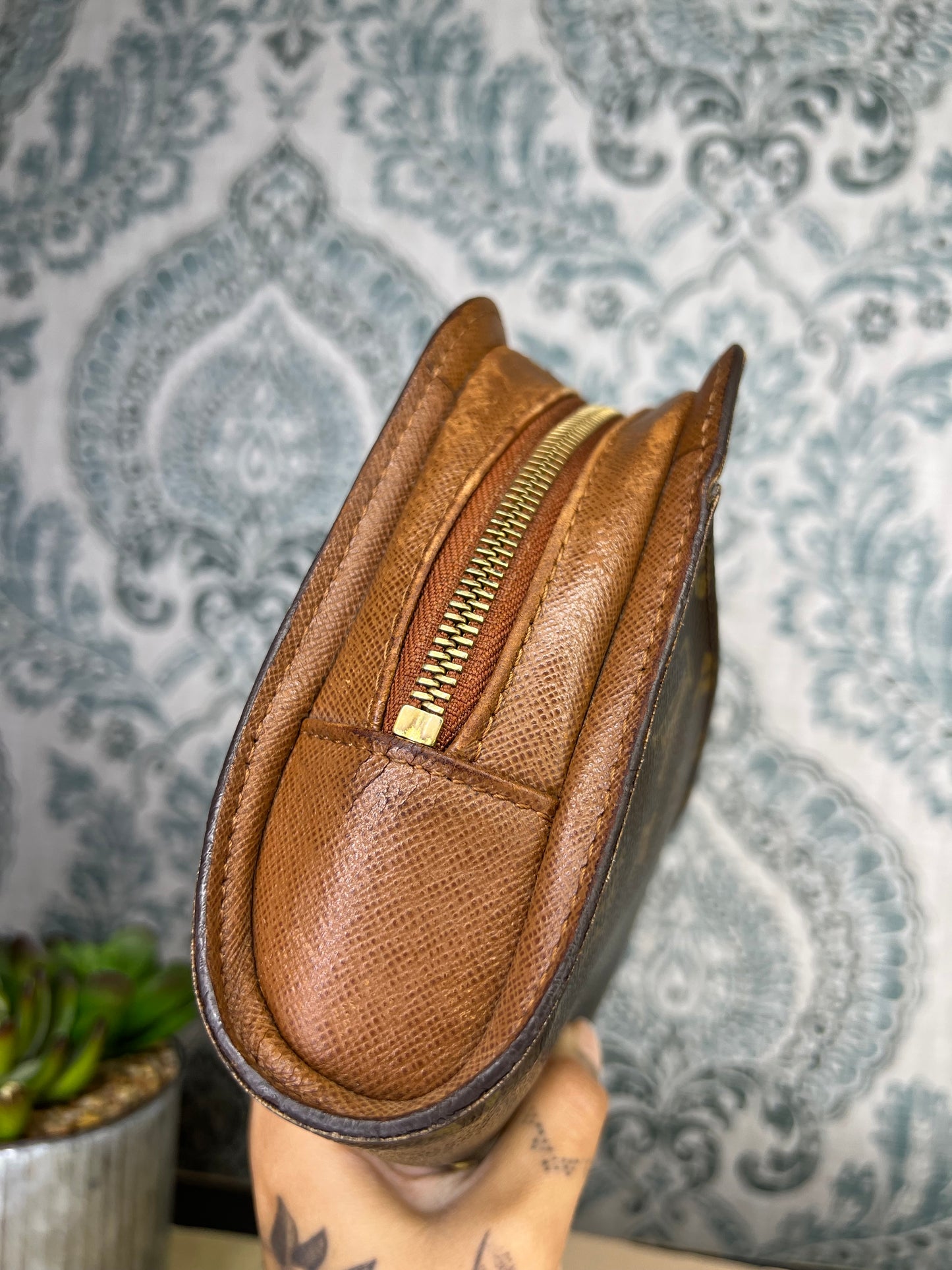 Louis Vuitton Orsay Clutch
