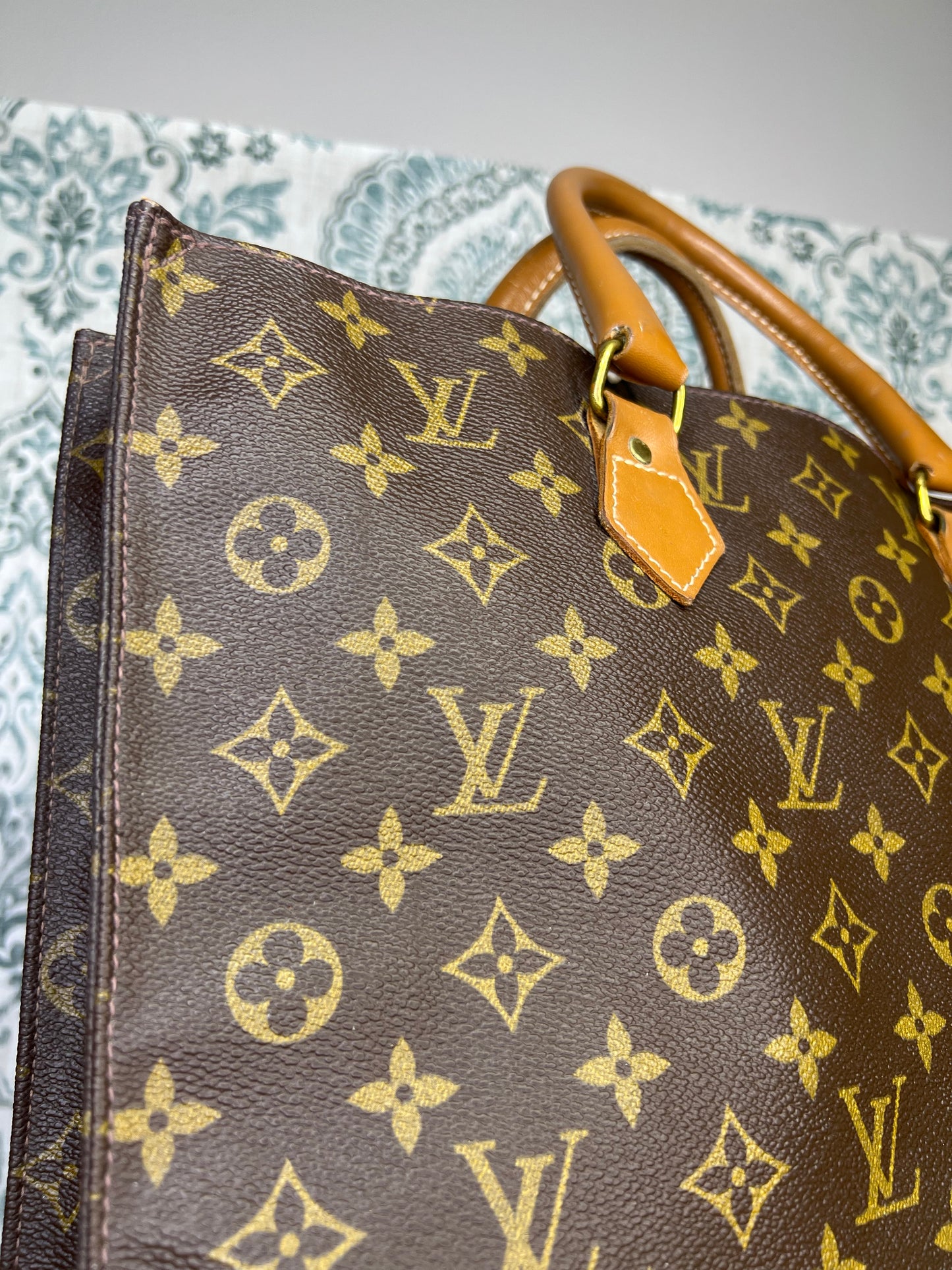 Louis Vuitton French Company Sac Plat
