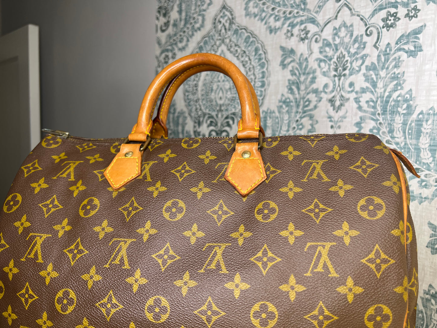 Louis Vuitton Speedy 35
