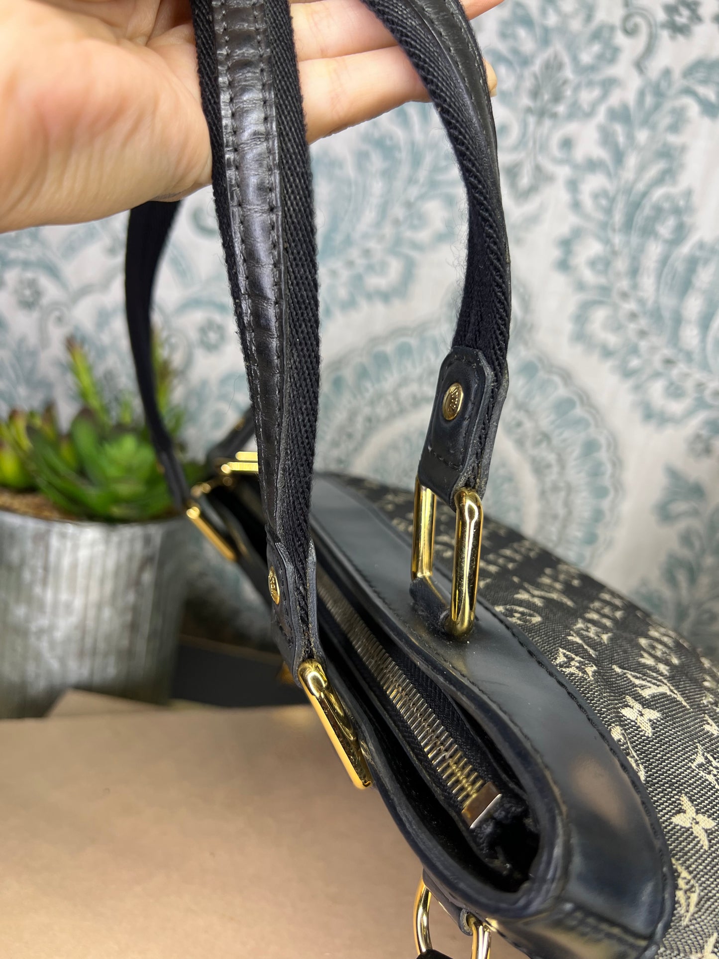 Louis Vuitton Mini Lin Lucille PM