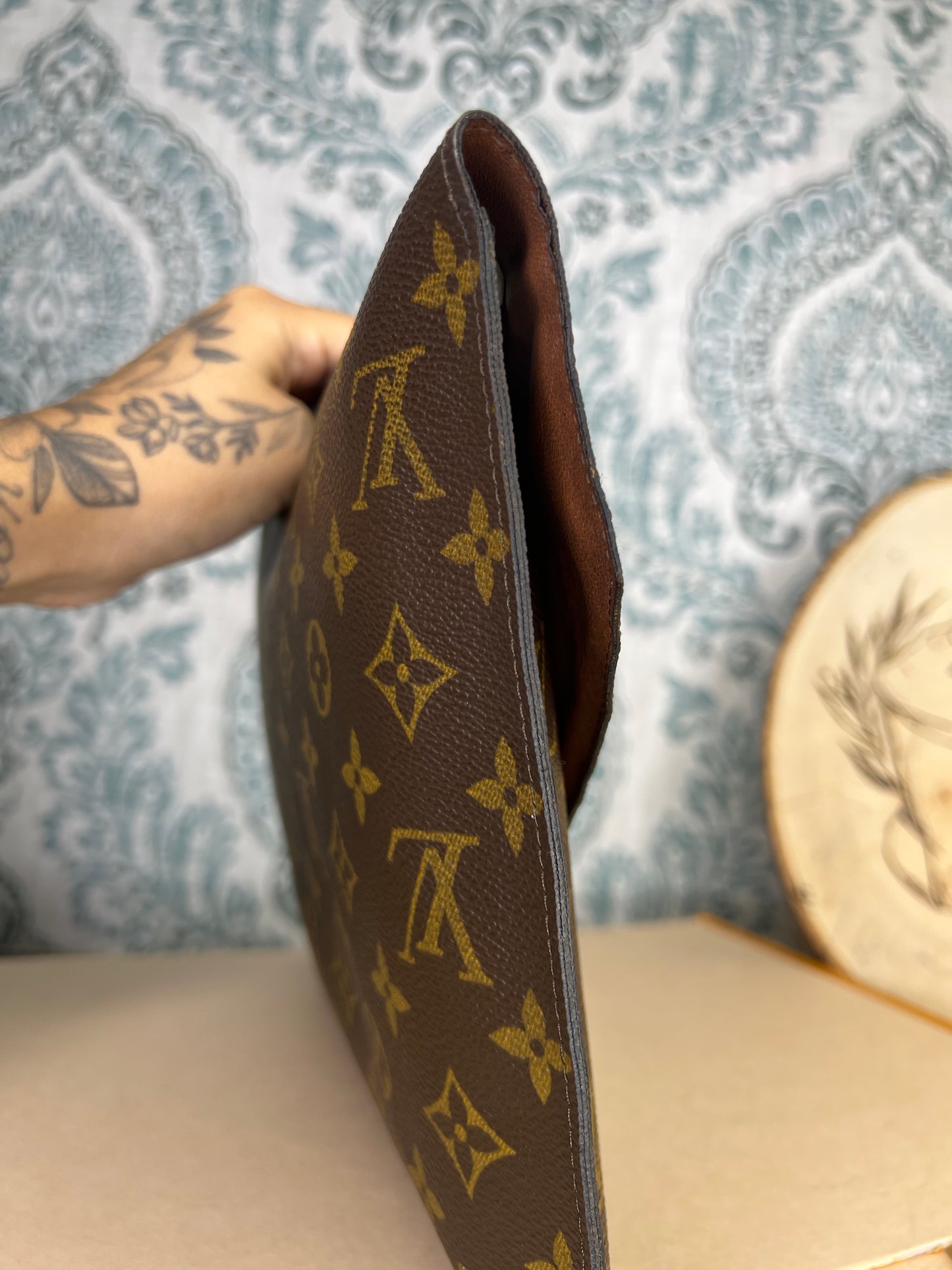 Louis Vuitton Poche Plate Clutch