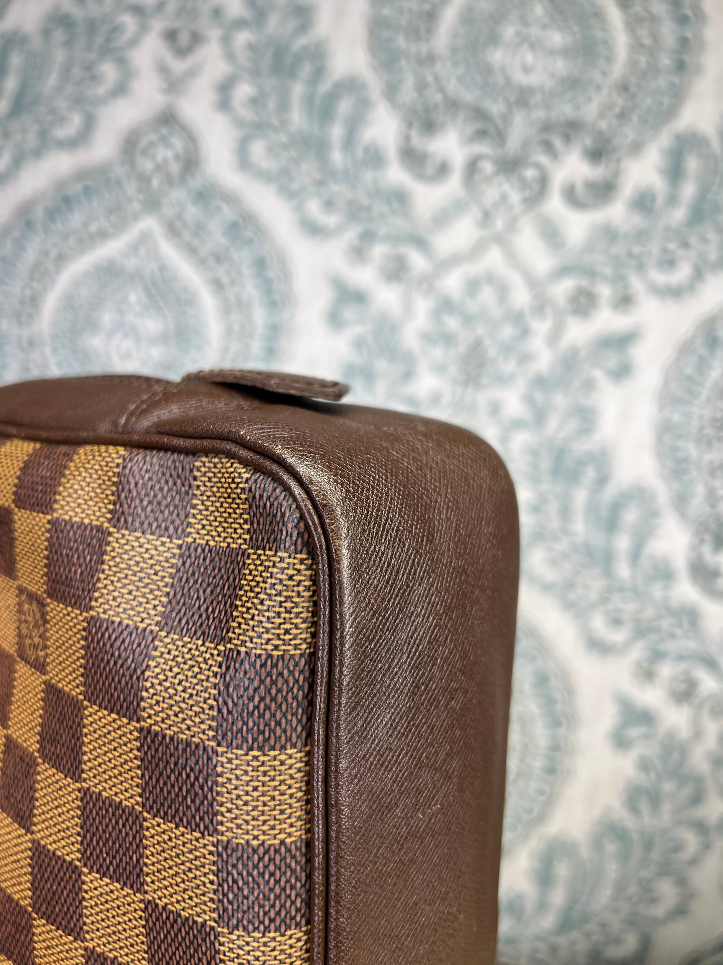 Damier Ebene Trousse Pouch