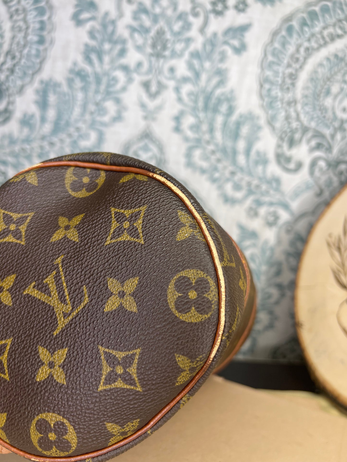 Louis Vuitton Papillon 26