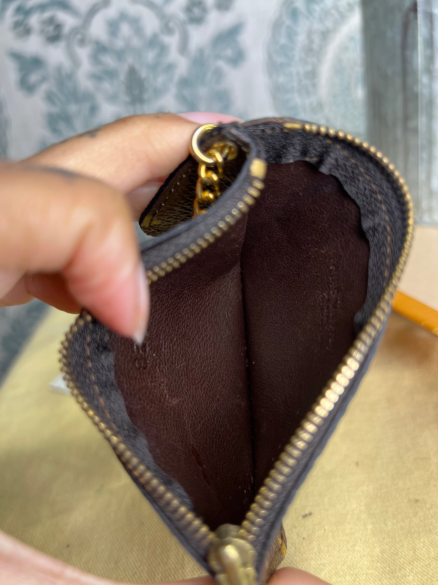 Louis Vuitton Monogram Vintage Key Cles