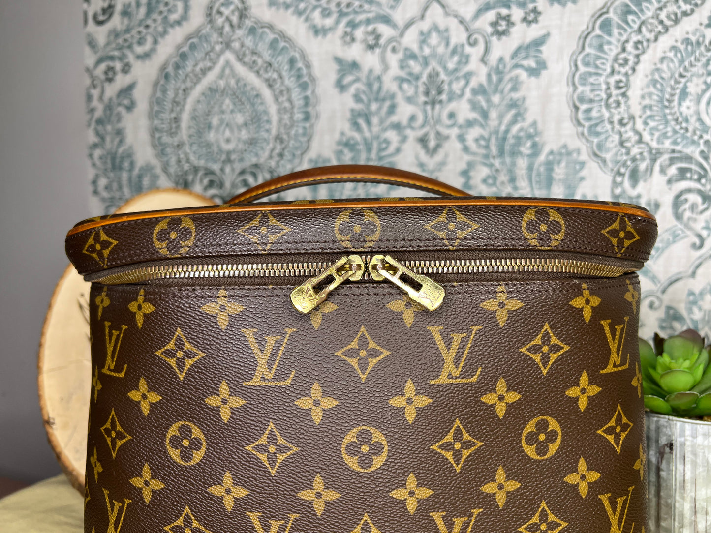 Nice Vanity Case
