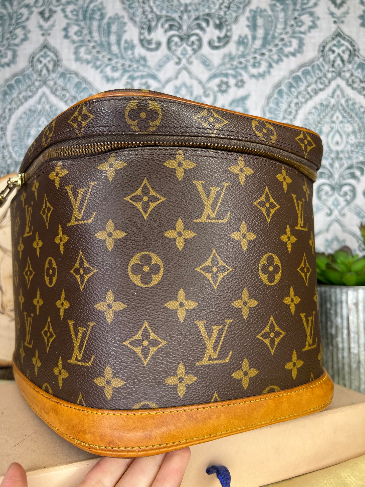 Nice Vanity Case