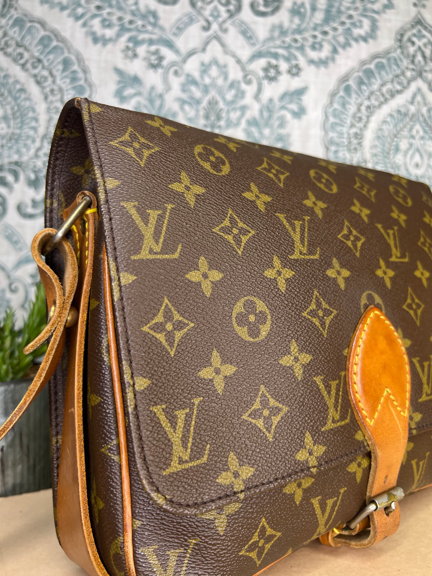 Louis Vuitton Cartouchiere GM