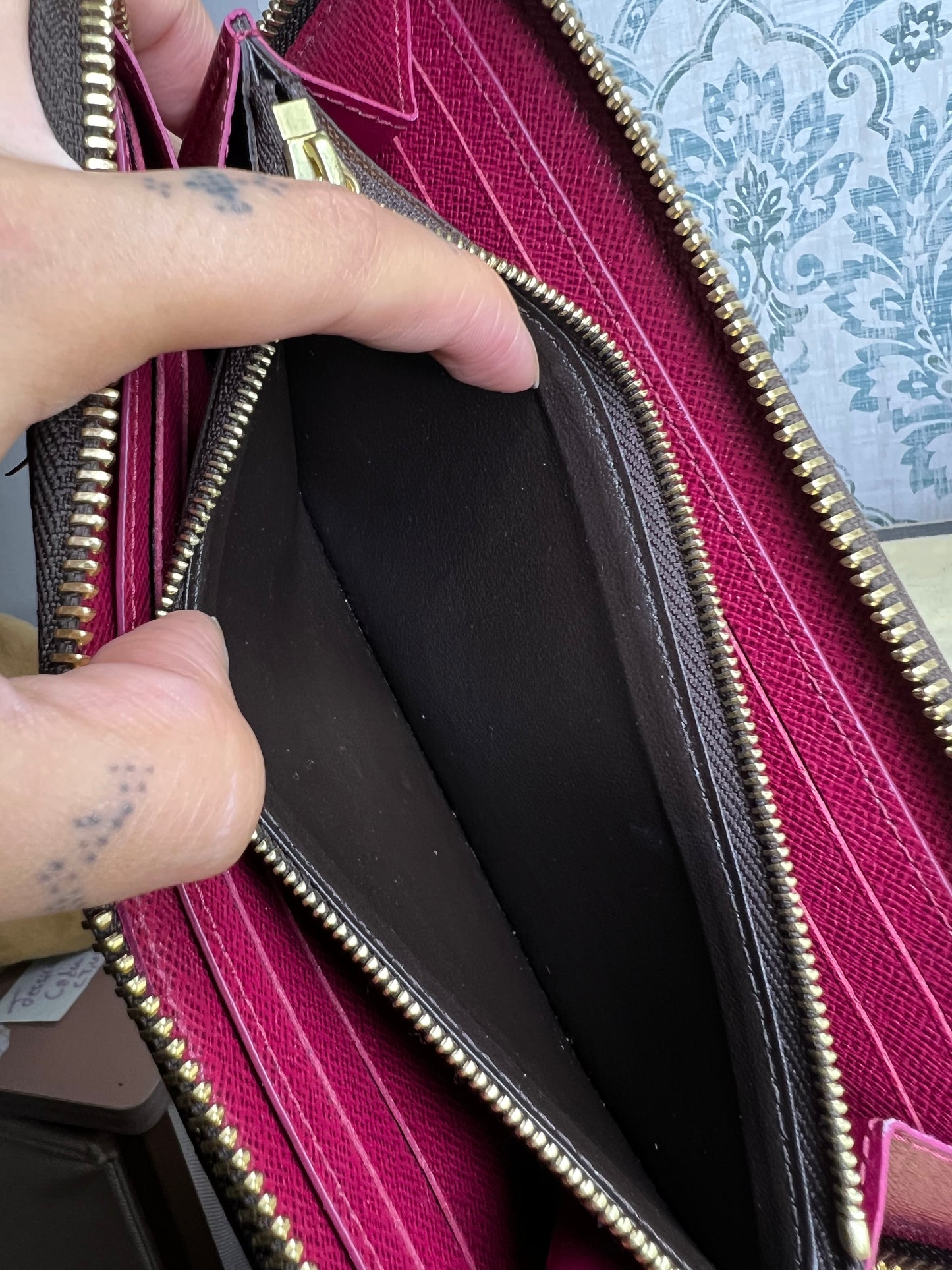 Louis Vuitton Fuschia Clemence Wallet