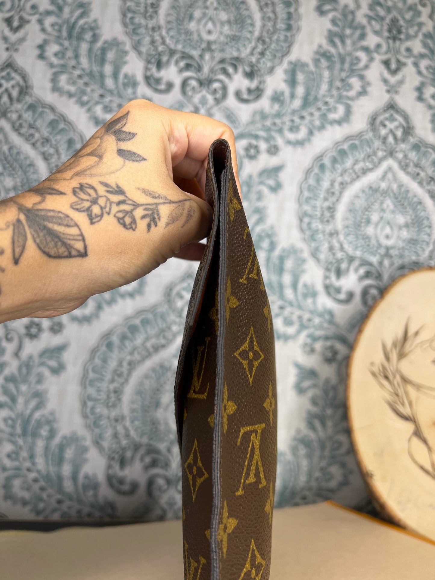 Louis Vuitton Poche Plate Clutch