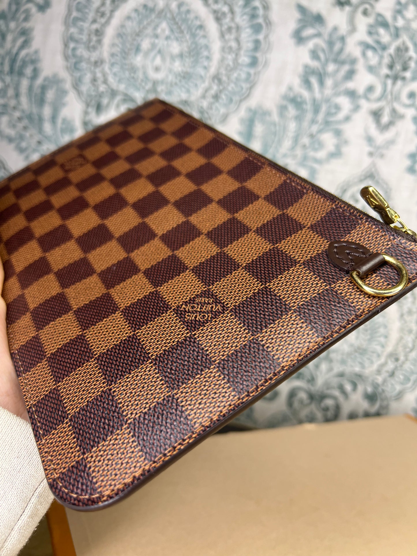 Louis Vuitton Neverfull Pochette Pouch Damier Ebene